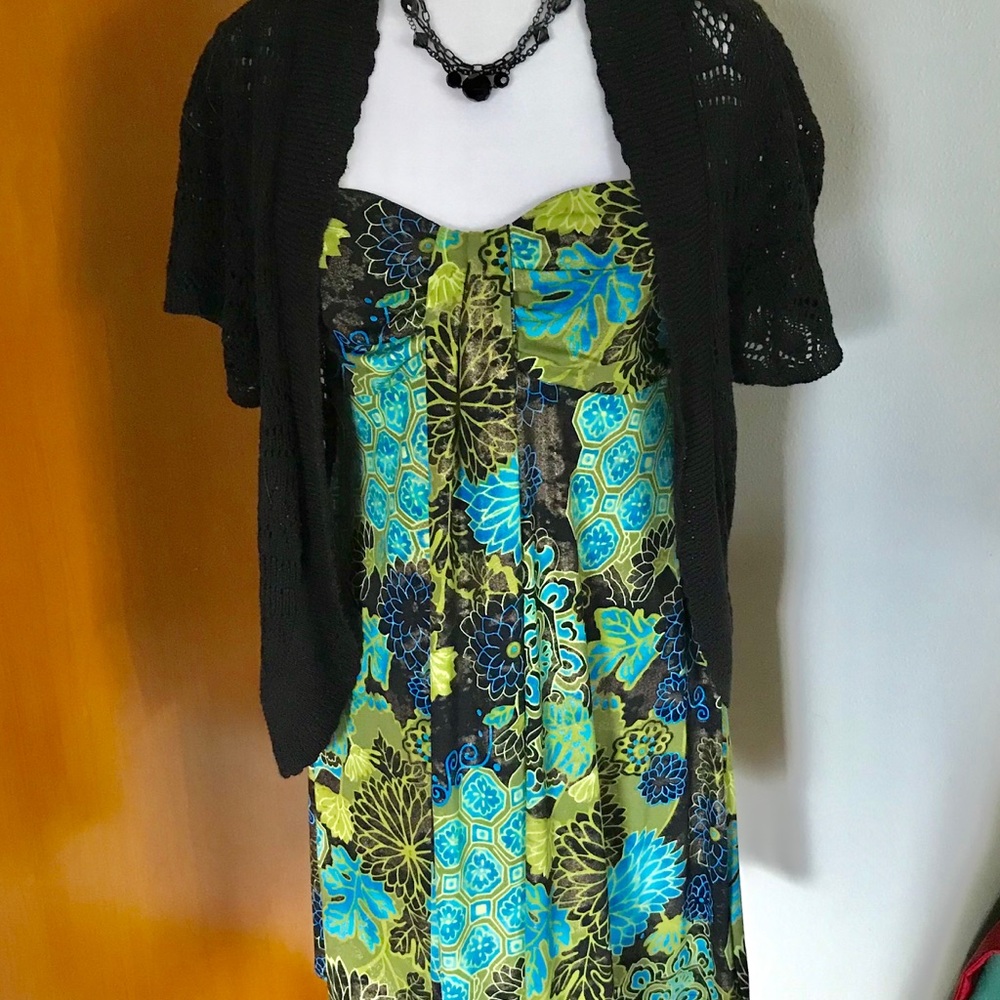 R&M Richards summer dress has a schimmery glow - Picture 3 of 8